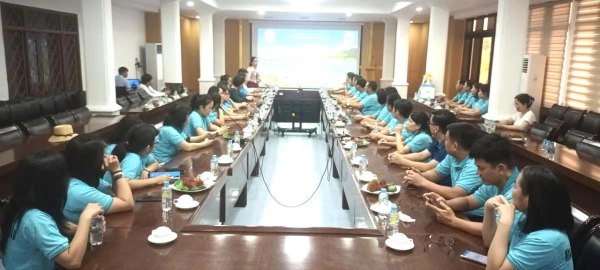 TRAO ĐỔI KINH NGHIỆM HOẠT ĐỘNG CÔNG ĐOÀN VỚI TRƯỜNG ĐẠI HỌC QUY NHƠN