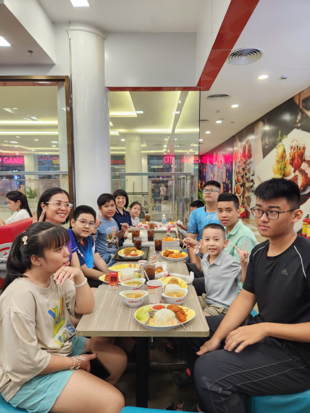 Công đoàn Khoa Công nghệ Thực phẩm tổ chức Trung thu 2025