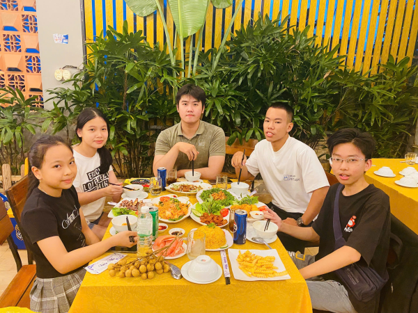 Công đoàn Khoa Công nghệ Thực phẩm tổ chức Trung thu 2025