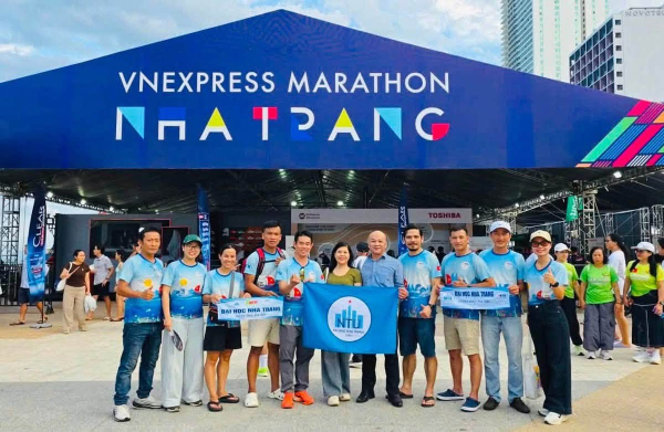 NTU RUNNERS CLUB tham gia VnExpress Marathon Nha Trang 2026