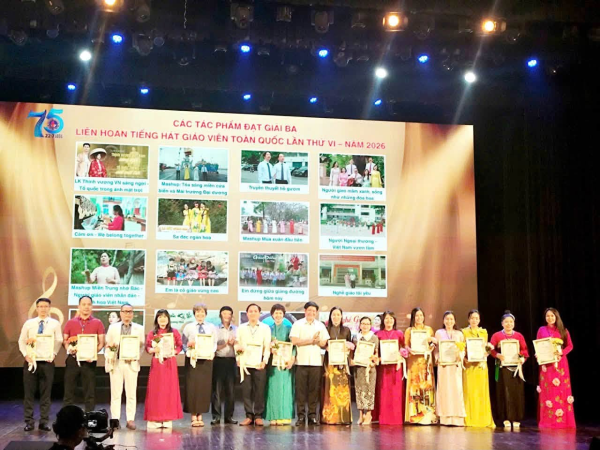 Công đoàn Trường Đại học Nha Trang được trao giải Ba tại Liên hoan Tiếng hát giáo viên toàn quốc lần thứ VI năm 2026.