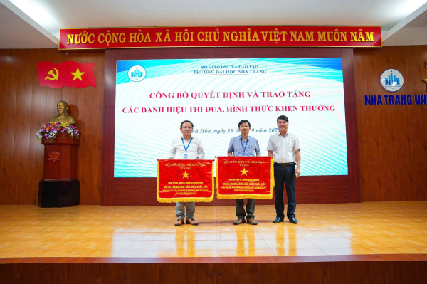 Ban Chấp hành Công đoàn phối hợp với Ban Giám hiệu Trường Đại học Nha Trang tổ chức Hội nghị viên chức, người lao động năm học 2026-2027 