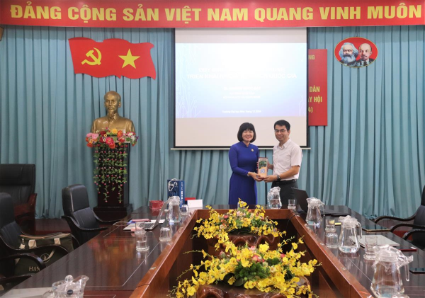 Trường Đại học Nha Trang tổ chức buổi chia sẻ thông tin các chương trình khoa học và công nghệ mới