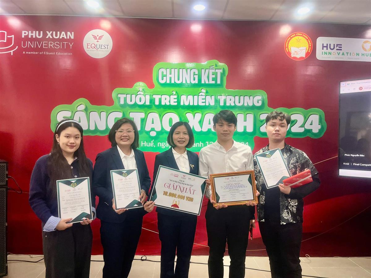 Đội thi Trường Đại học Nha Trang xuất sắc giành giải Nhất tại cuộc thi “Tuổi trẻ miền Trung sáng tạo xanh 2024”