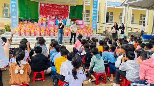 Xuân yêu thương 2025 của Liên công đoàn Khoa học công nghệ - Hợp tác quốc tế, Tổ chức - Hành chính - Pháp chế, Kế hoạch tài chính và Công tác sinh viên